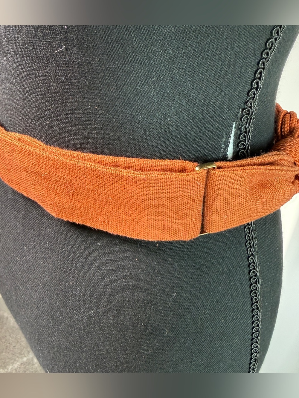 Vintage Rust Macrame Rope Knot Belt | Boho Wide Waist Belt | Burnt Sienna | S/M - Picture 2 of 6
